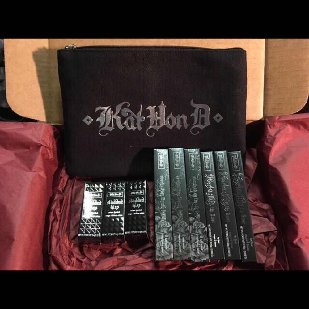 KAT VON D lipstick & lipliner set w/case